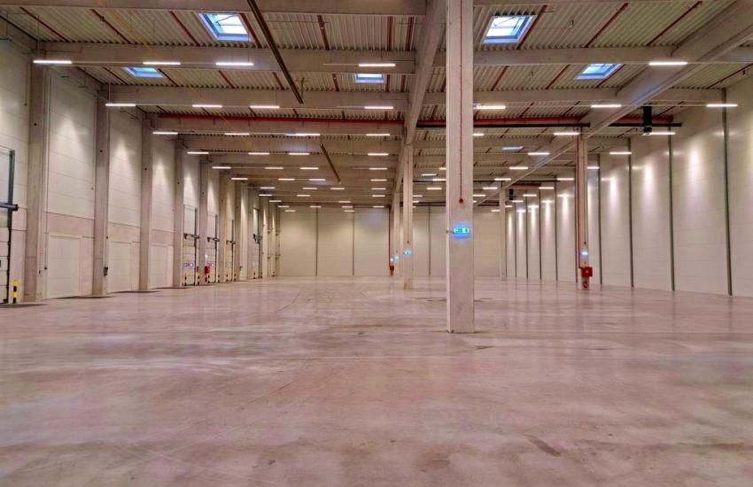 Kiadó Budapest raktár logisztikai célra