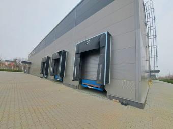 Kiadó raktár 22 ker